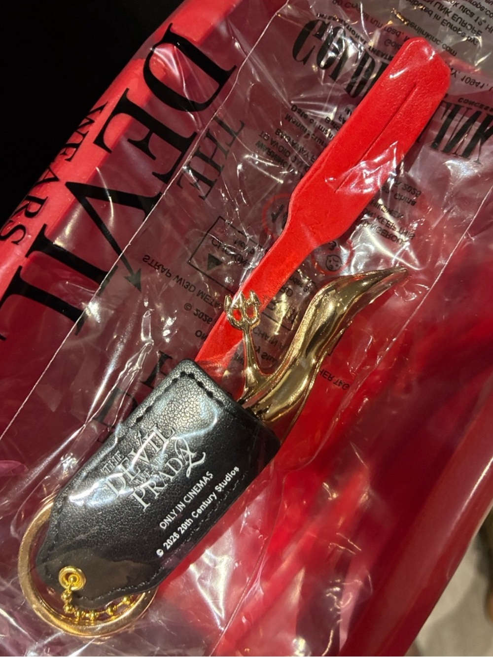 The Devil wears Prada2 Handbag-Popcorn  Bucket w/ Charm,Plush Blanket & FreeGift - Picture 6 of 16